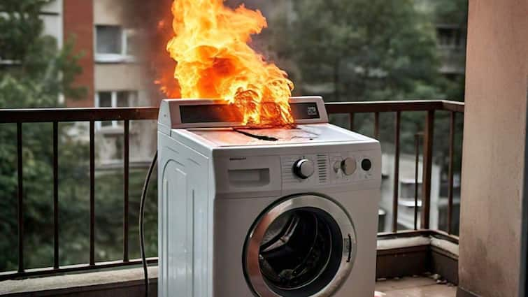 4 reasons why your washing machine catches fire in summer know to save it Washing Machine Fire: गर्मियों में कहीं आग का गोला ना बन जाए वॉशिंग मशीन, ये हैं 4 बड़ी वजहें